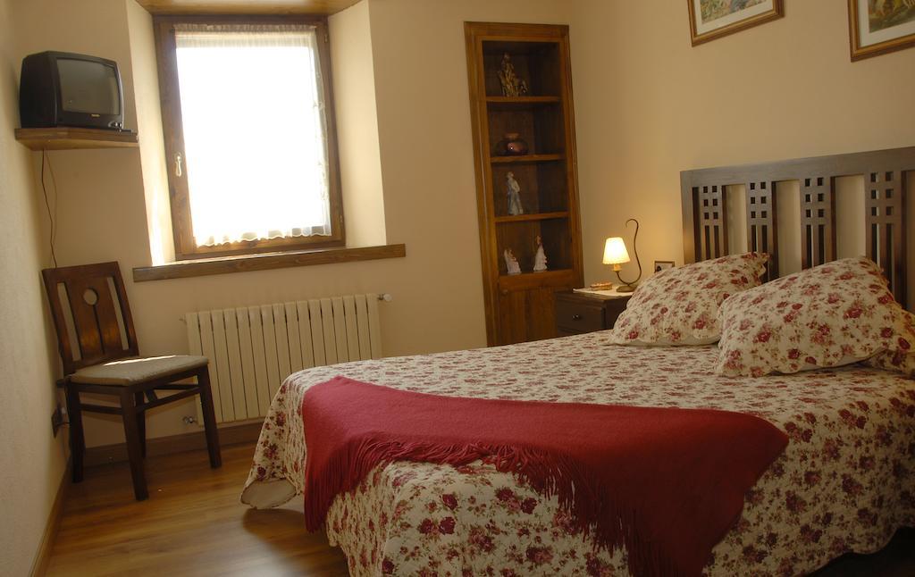 Mas Mallol Puigcerdà Oda fotoğraf
